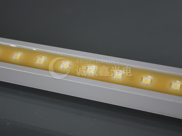 LED line light
