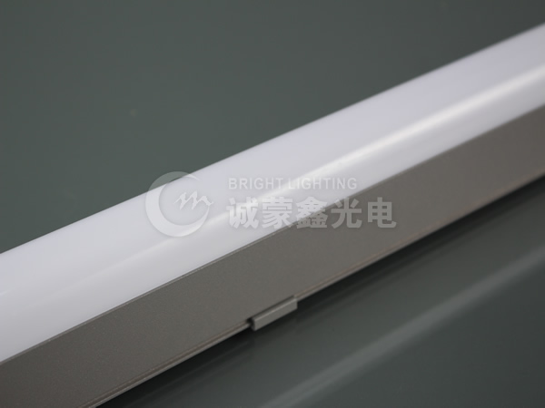 LED guardrail tube